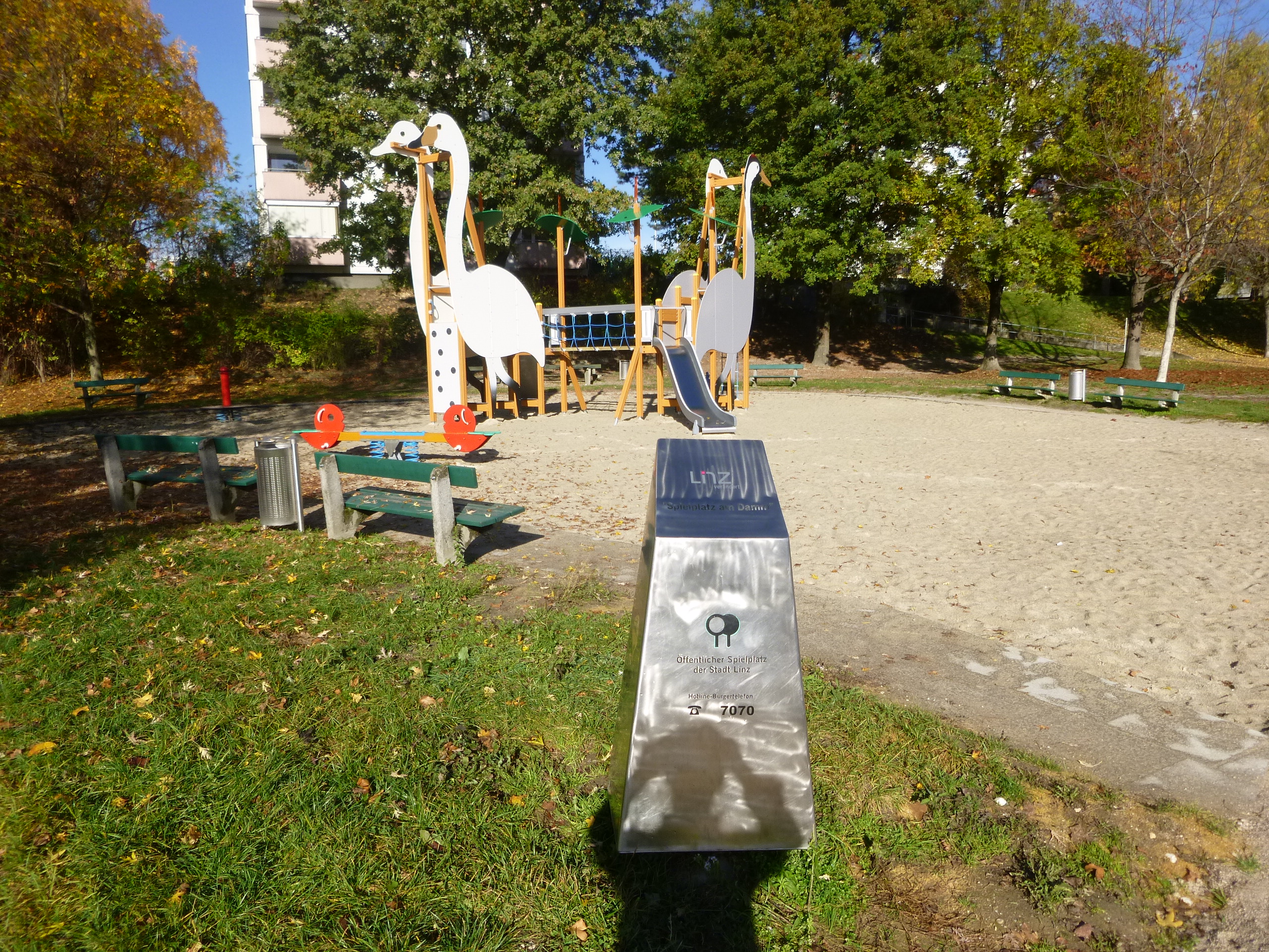 Spielplatz Am Damm mit Kletterger&uuml;st