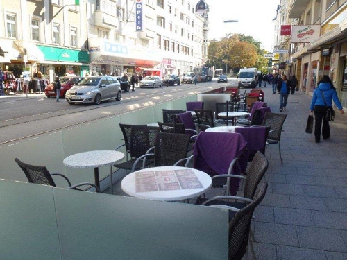 Begenungszone Landstra&szlig;e 