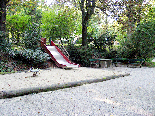 Kinder- und Jugendspielplatz - Bergschl&ouml;sslpark