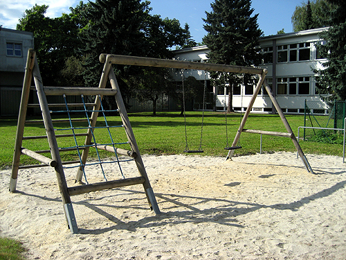Kinderspielplatz - Korefschule