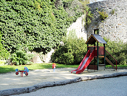 Kinderspielplatz - Schlo&szlig;berg