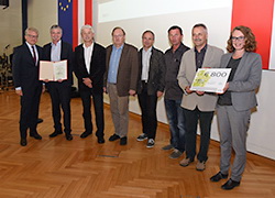 Berufsschule Linz 8 Preistr&auml;ger IRIS 2015, Umweltschutzpreis der Stadt Linz