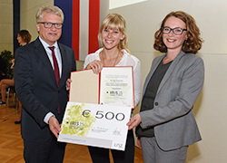Etzelstorfer Preistr&auml;gerin IRIS 2015, Umweltschutzpreis der Stadt Linz