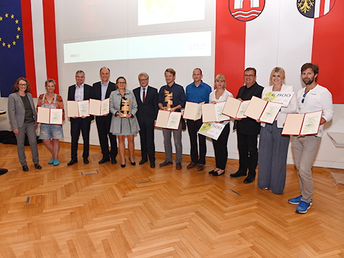 Alle Preistr&auml;gerinnen und Preistr&auml;ger der IRIS 2015, Umweltschutzpreis der Stadt Linz