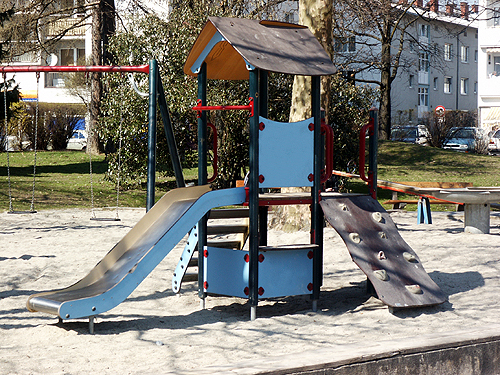 Kinderspielplatz - Haidgattern