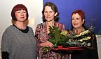 Frauenbeauftragte Elvira Tomancok, Preistr&auml;gerin Johanna Tschautscher, Gemeinder&auml;tin Erika Rockenschaub